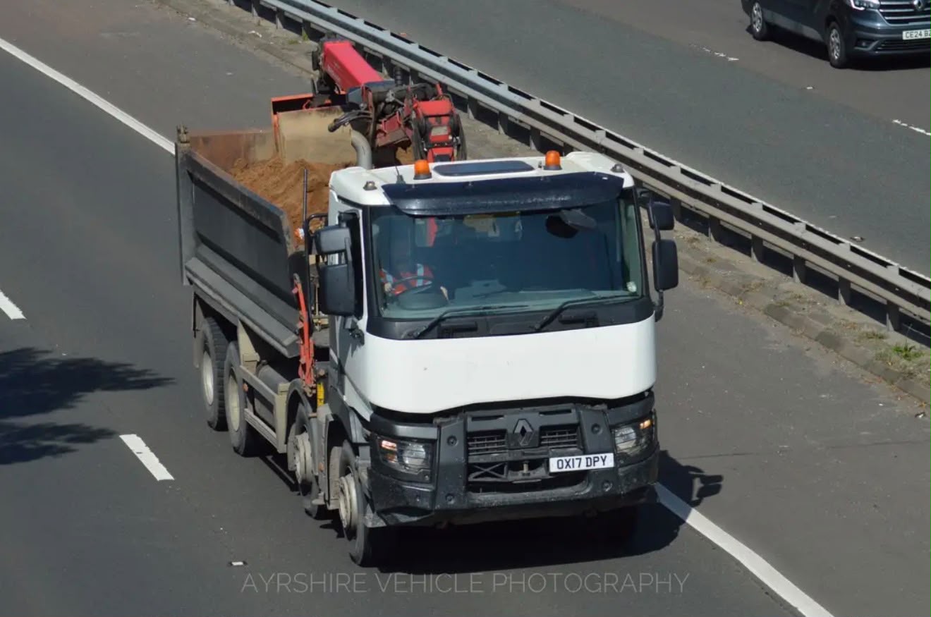 Grab lorry muck away