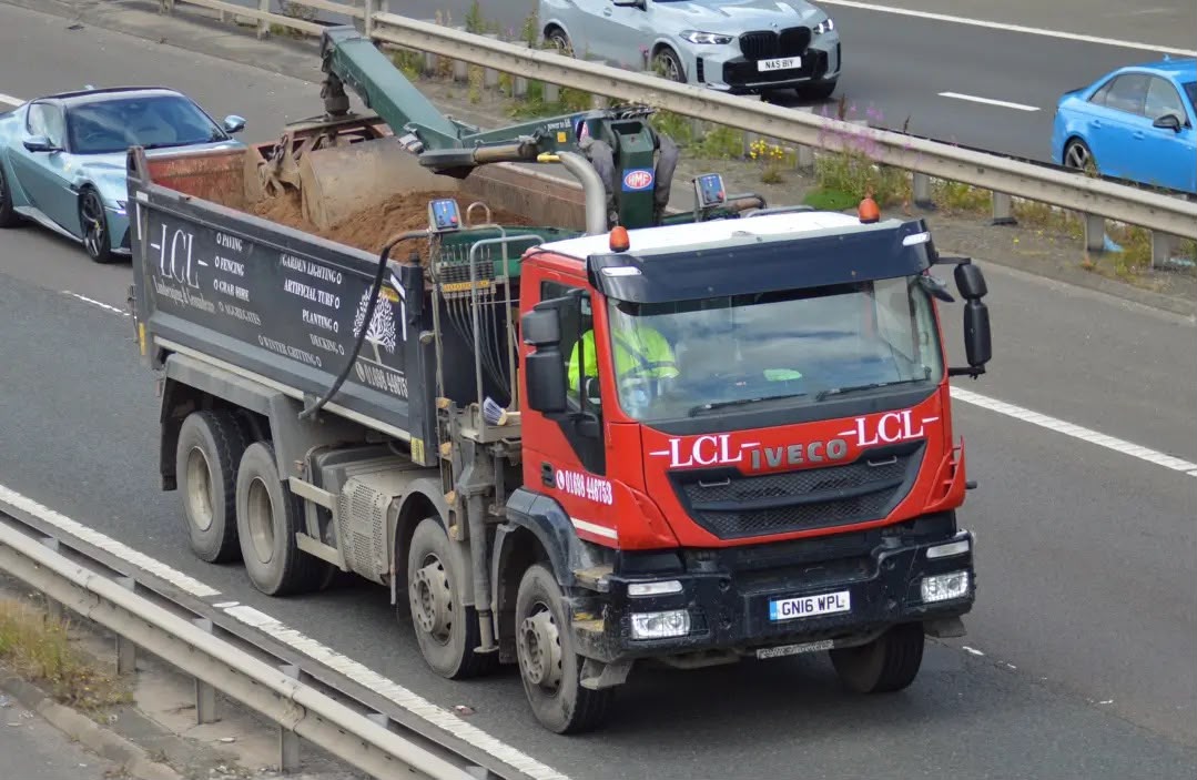LCL grab hire truck